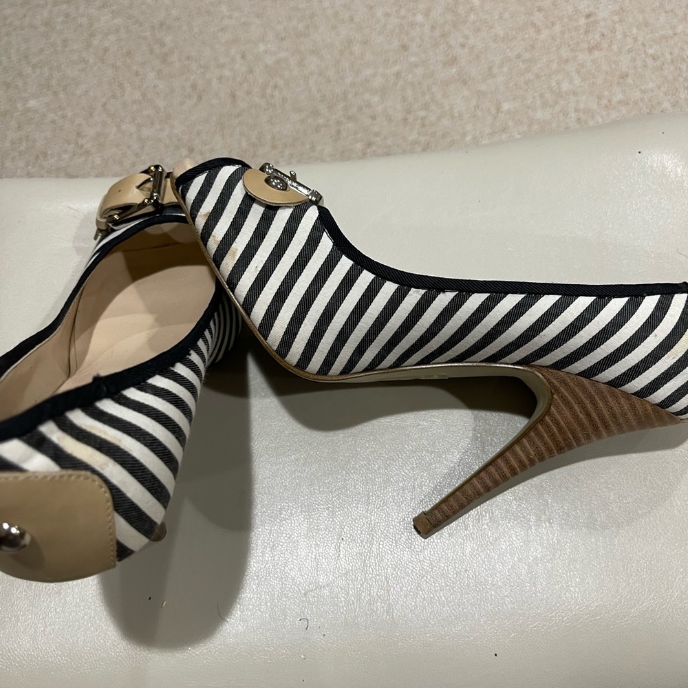 Bakers Heels - Picture 4 of 5
